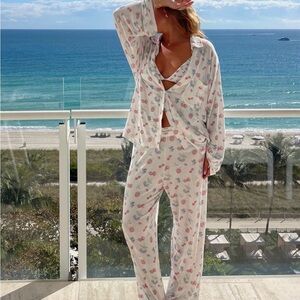 Djerf Avenue Go Slow Pants Summer Berries